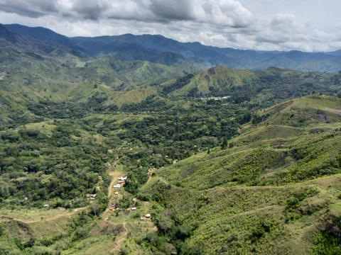 the Kapo valley from above Isqomanga